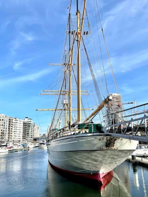 Ostend Chic, Luxe Loftstijl In Oostende Экстерьер фото
